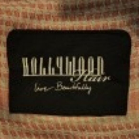 Buy 2 Get 1 Free wallets and makeup bags! - Picture 2 of 16